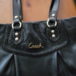 COACH BLACK ASHLEY LEATHER BAG